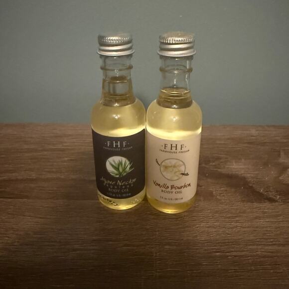 🌿 NWT FarmHouse Fresh Organics Travel Set Shea Butter Body Oil Sampler Gift FHF - Picture 3 of 4